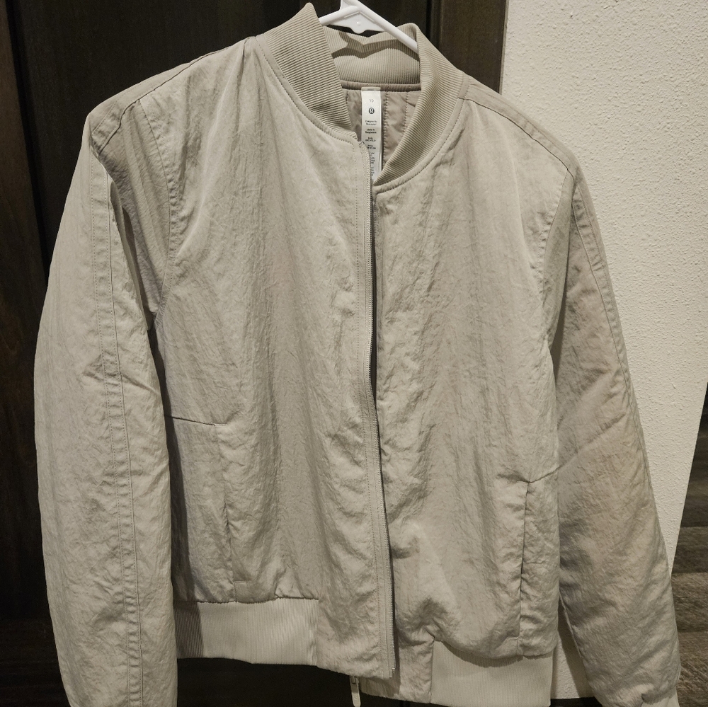 Lululemon bomber jacket